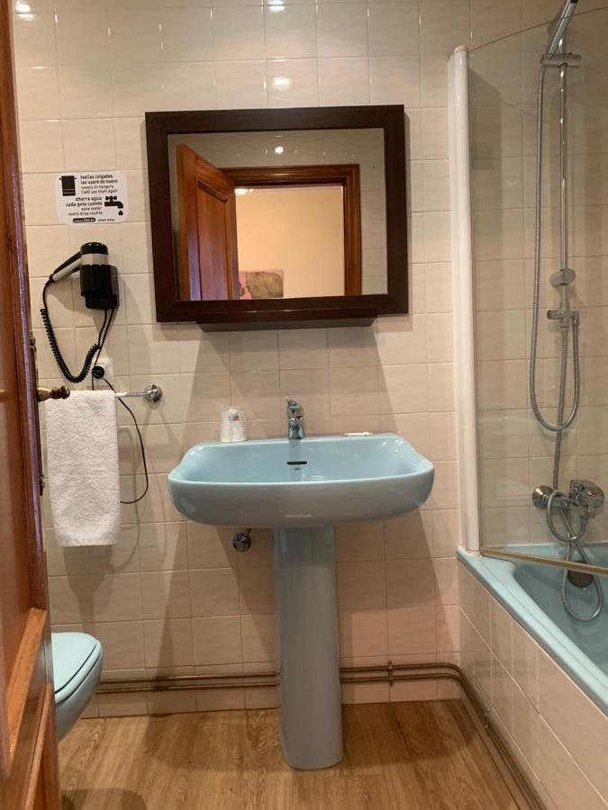Hostal Docar Lerma Eksteriør bilde